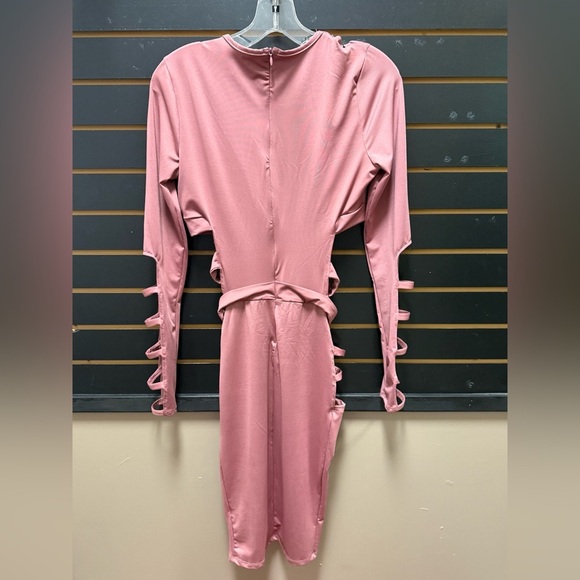 NWT Fashion nova Cut The Small Talk Midi Dress - Mauve size L - Picture 3 of 5